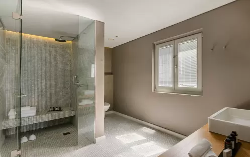 Premium Suite Sea View 2